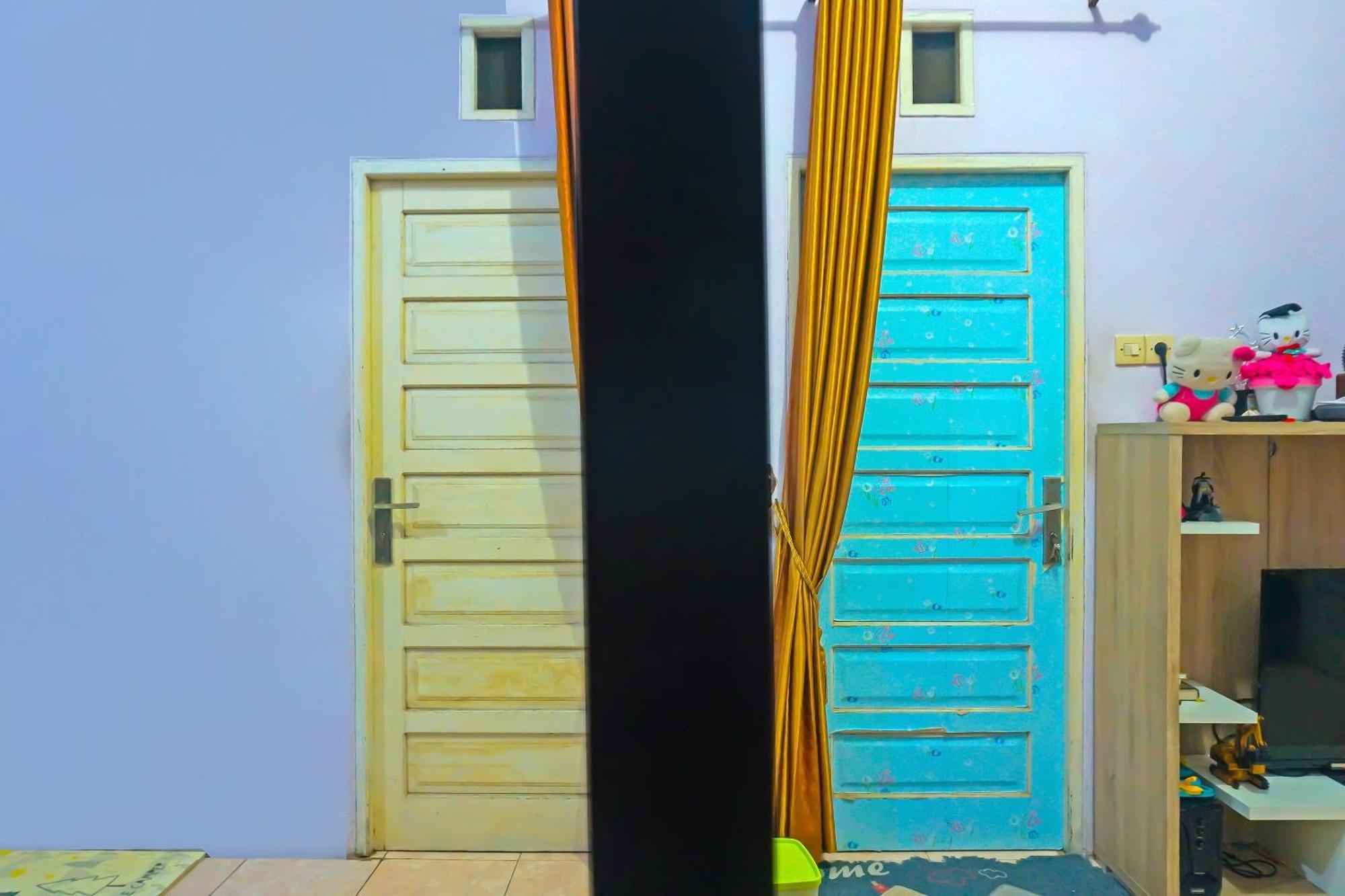 מלון בנג'ארמאסין Spot On 92466 Adam Kost Syariahnearwisata Jembatan Barito מראה חיצוני תמונה